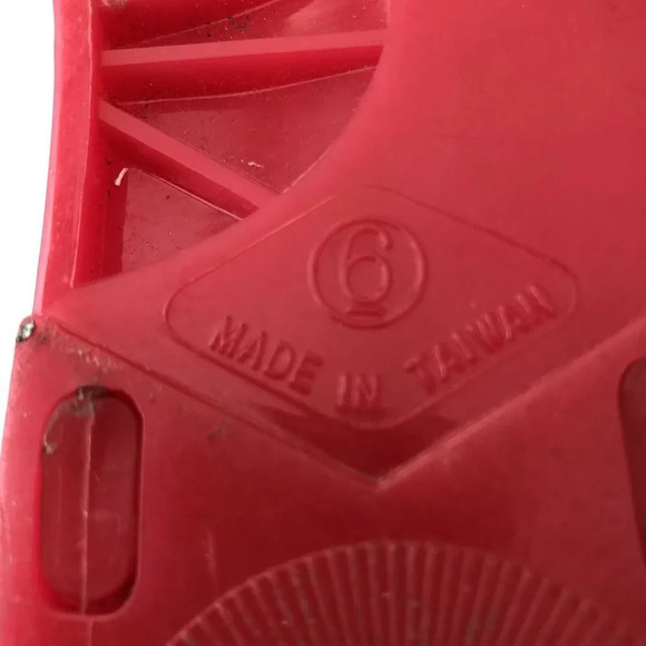 JUICY COUTURE Pink Fuchsia Jelly T-Strap Sandals 6 - Picture 8 of 8